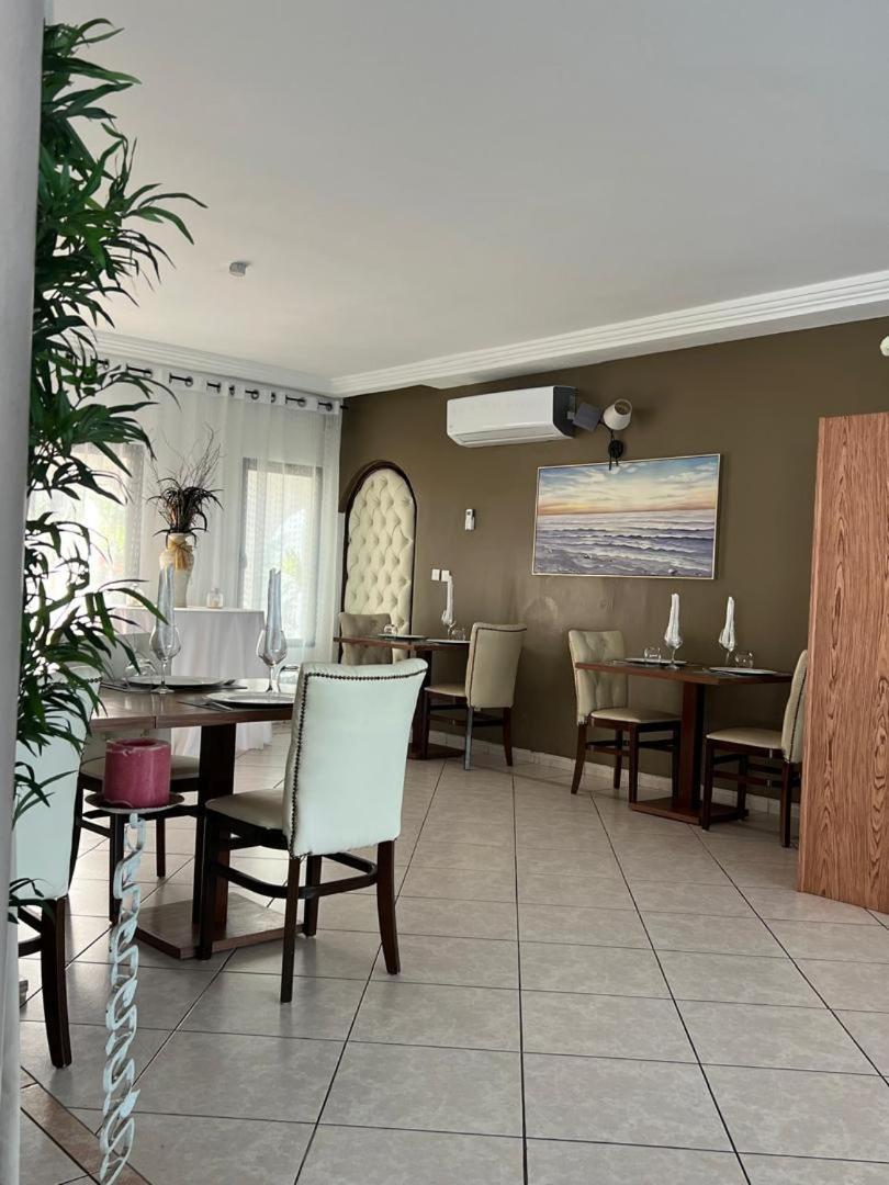 Residence Hoteliere Oceane Libreville Exterior foto