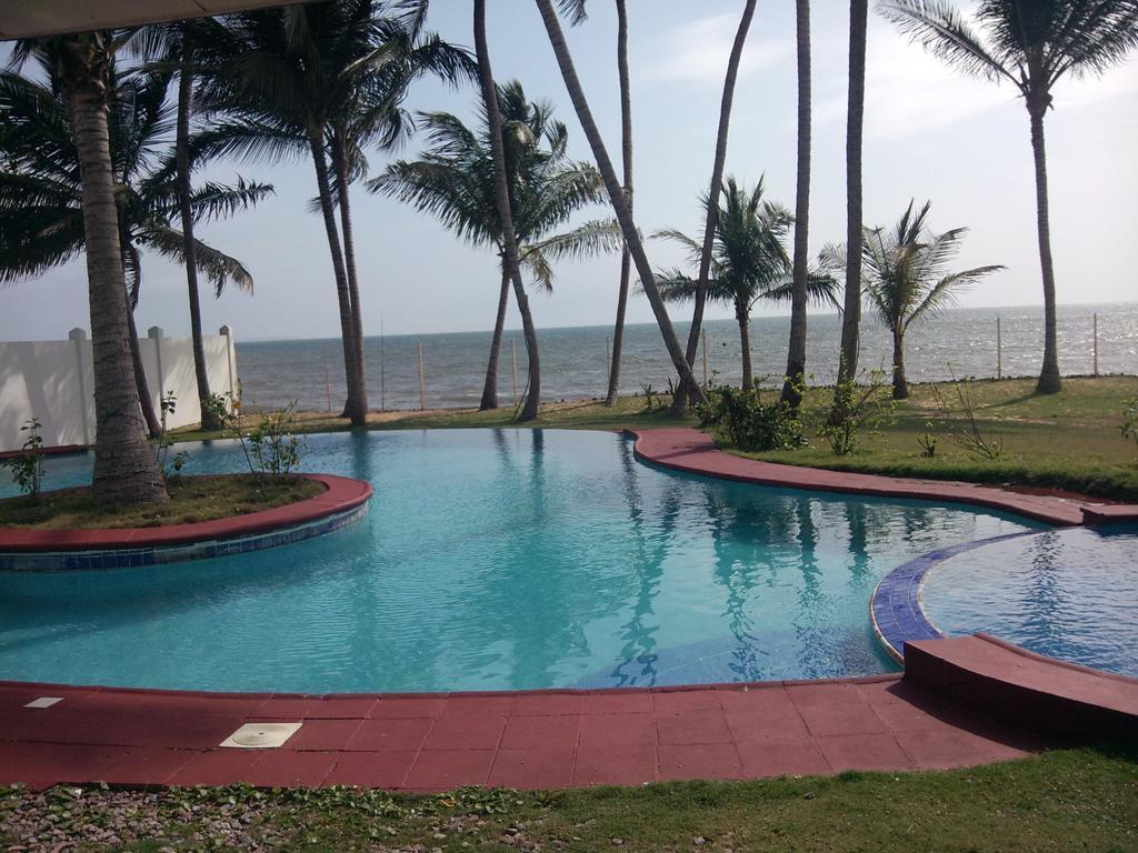 Residence Hoteliere Oceane Libreville Exterior foto